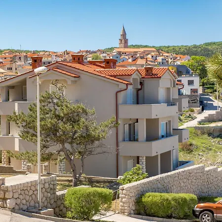 Heni2 * Vrbnik (Primorje-Gorski Kotar)