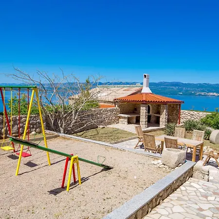 Heni2 * Vrbnik (Primorje-Gorski Kotar)